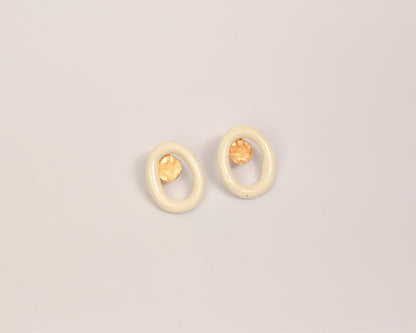 pureness porcelain earring round stud